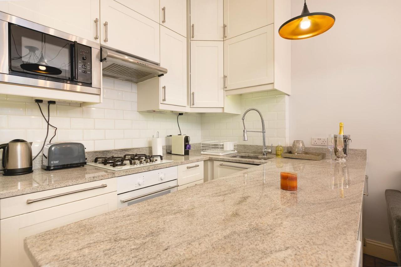 Penthousestays Notting Hill - Spacious 3 Bedroom King Bed Apartment - Near Portobello Road & Kensington High Street Londýn Exteriér fotografie