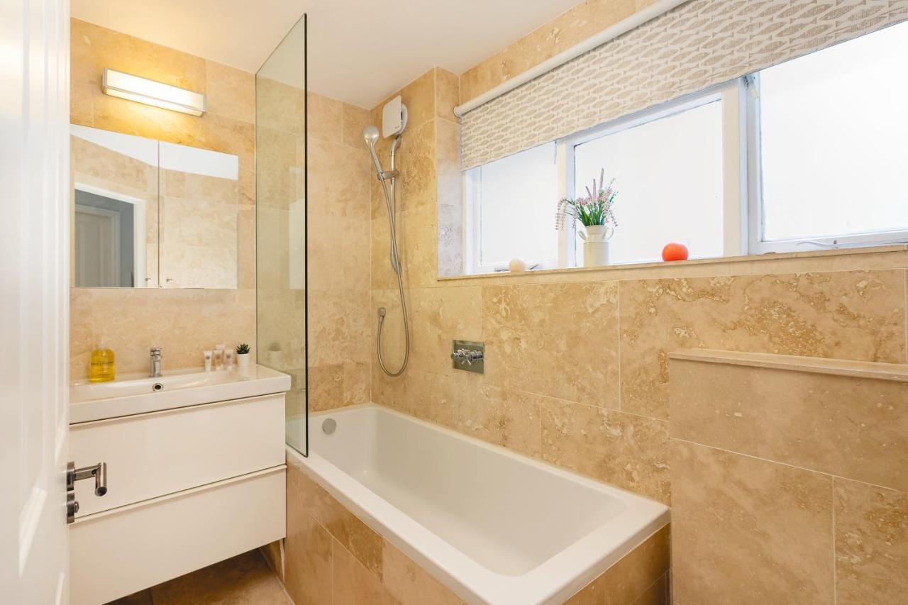 Penthousestays Notting Hill - Spacious 3 Bedroom King Bed Apartment - Near Portobello Road & Kensington High Street Londýn Exteriér fotografie