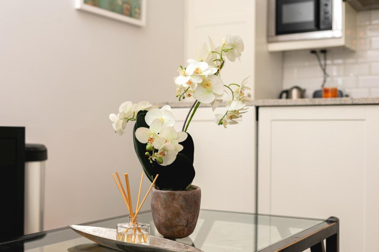 Penthousestays Notting Hill - Spacious 3 Bedroom King Bed Apartment - Near Portobello Road & Kensington High Street Londýn Exteriér fotografie